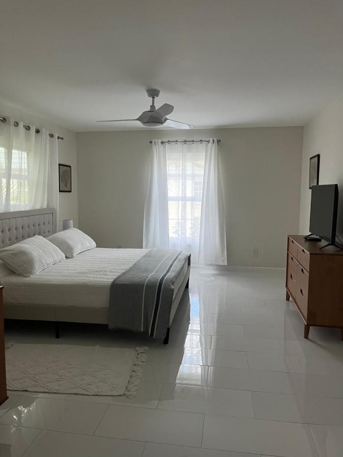 Great Location With Lake View North North Naples Buitenkant foto